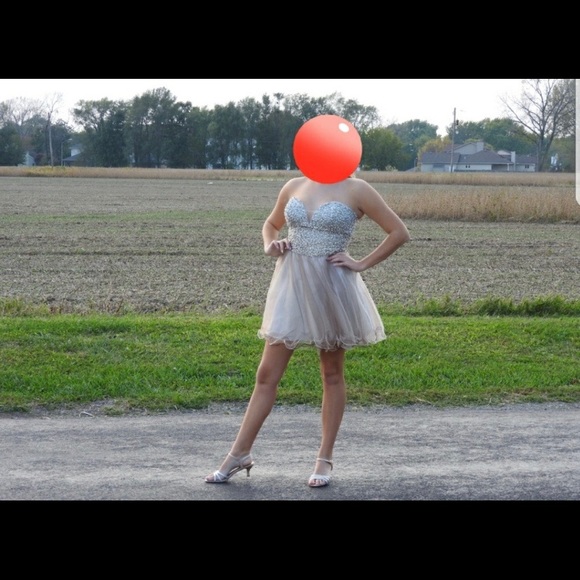 Homecoming dress size 12 - Picture 2 of 5